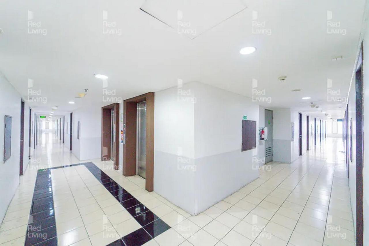 Redliving Apartemen Serpong Green View - Celebrity Room Tower B Tangerang Extérieur photo